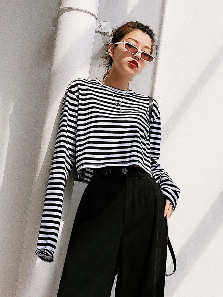 Black and white stripe long sleeve T shirt  323