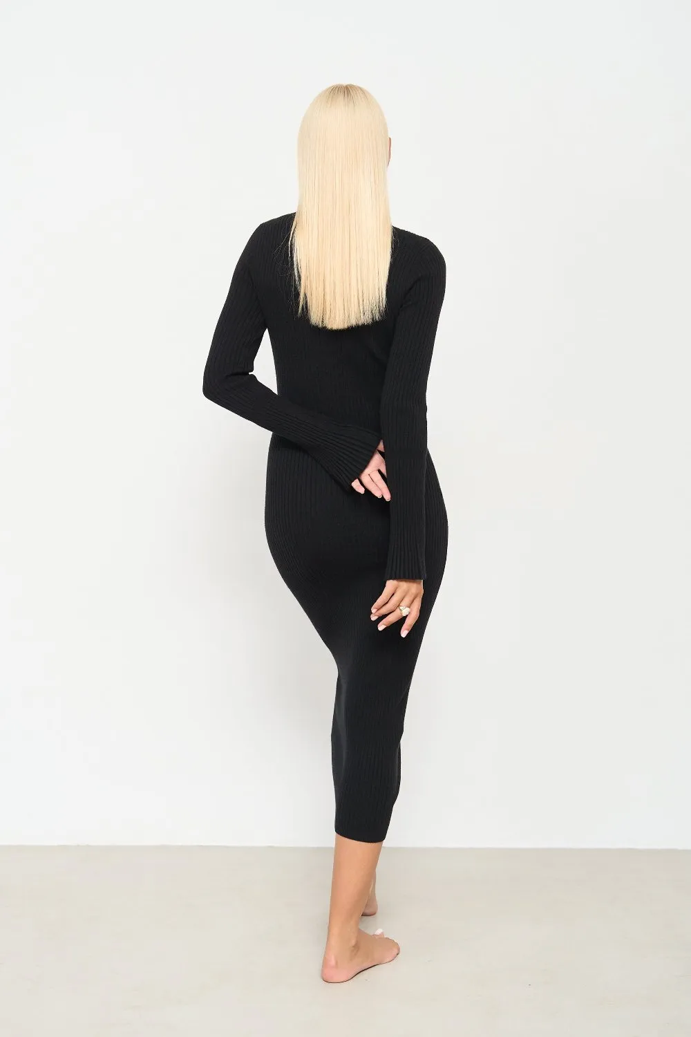 Black Long Sleeve Ribbed Knit Midi Dress