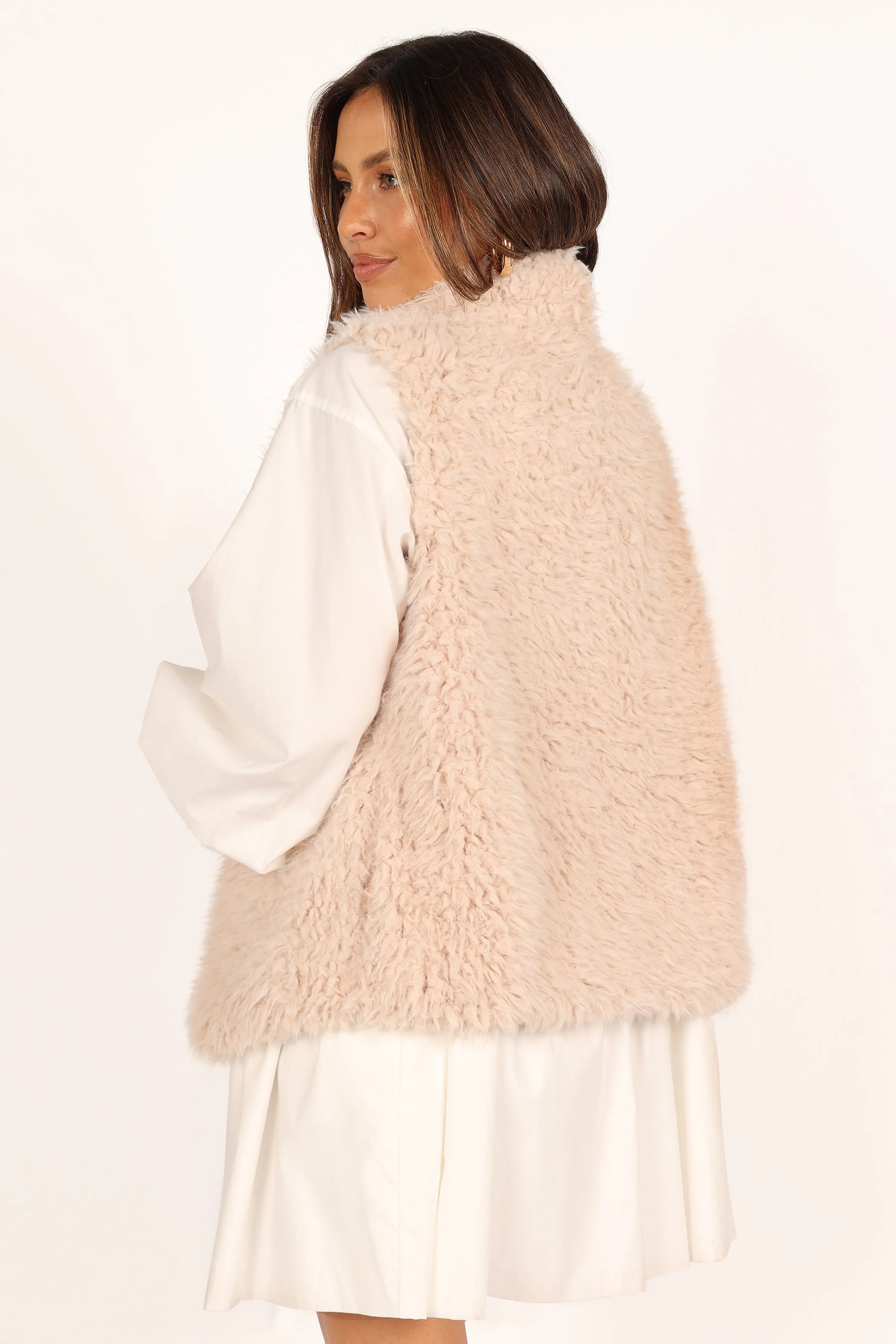 Chelsea Faux Fur Open Front Vest - Eggshell