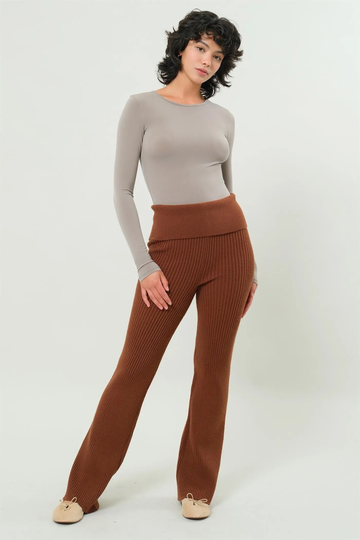 DZ24G075-Fold Over Waist Ribbed Flared Knit Pants