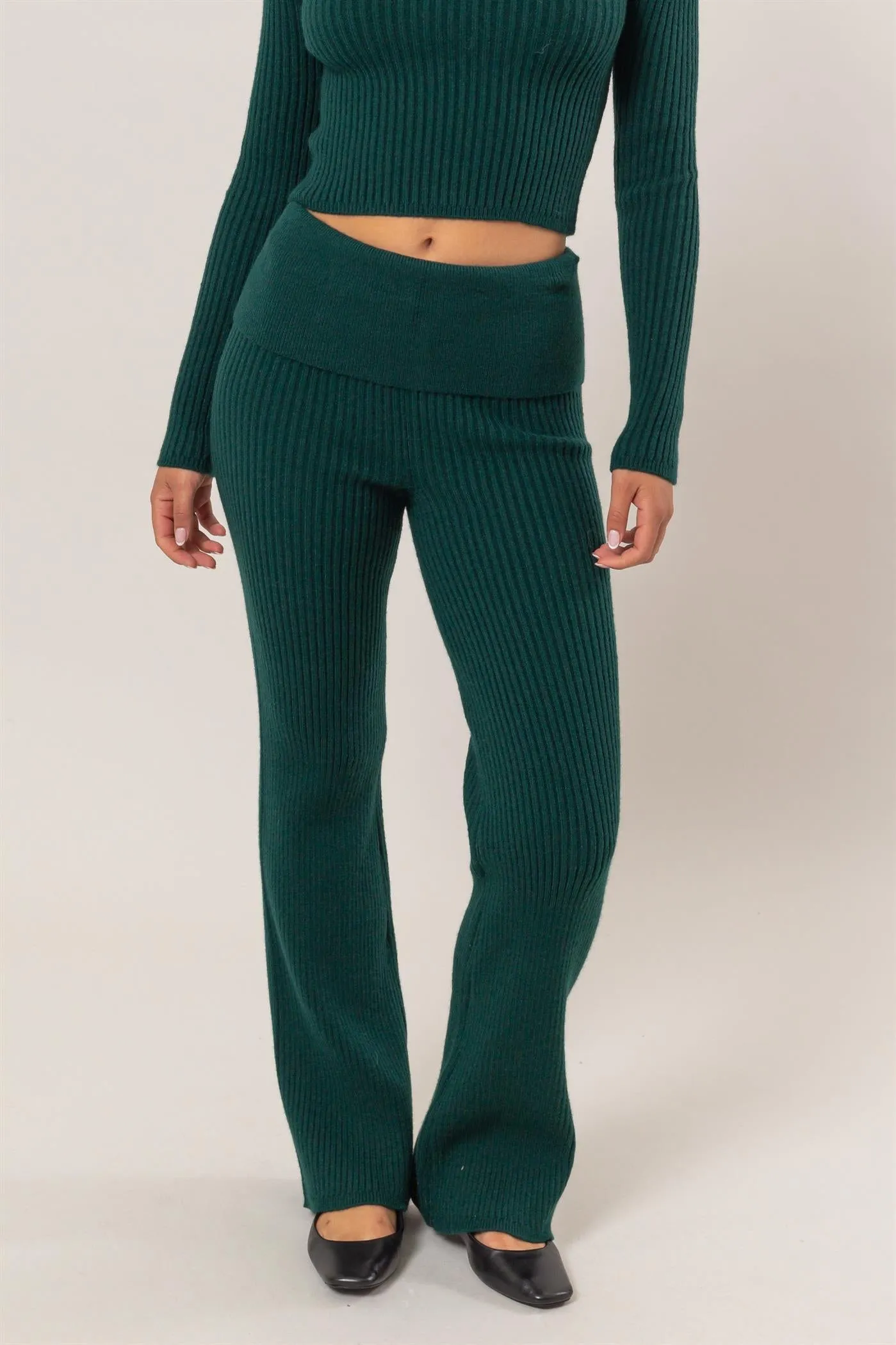 DZ24G075-Fold Over Waist Ribbed Flared Knit Pants