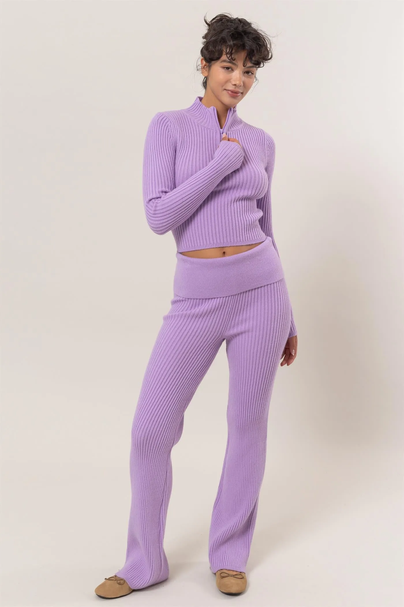 DZ24G075-Fold Over Waist Ribbed Flared Knit Pants