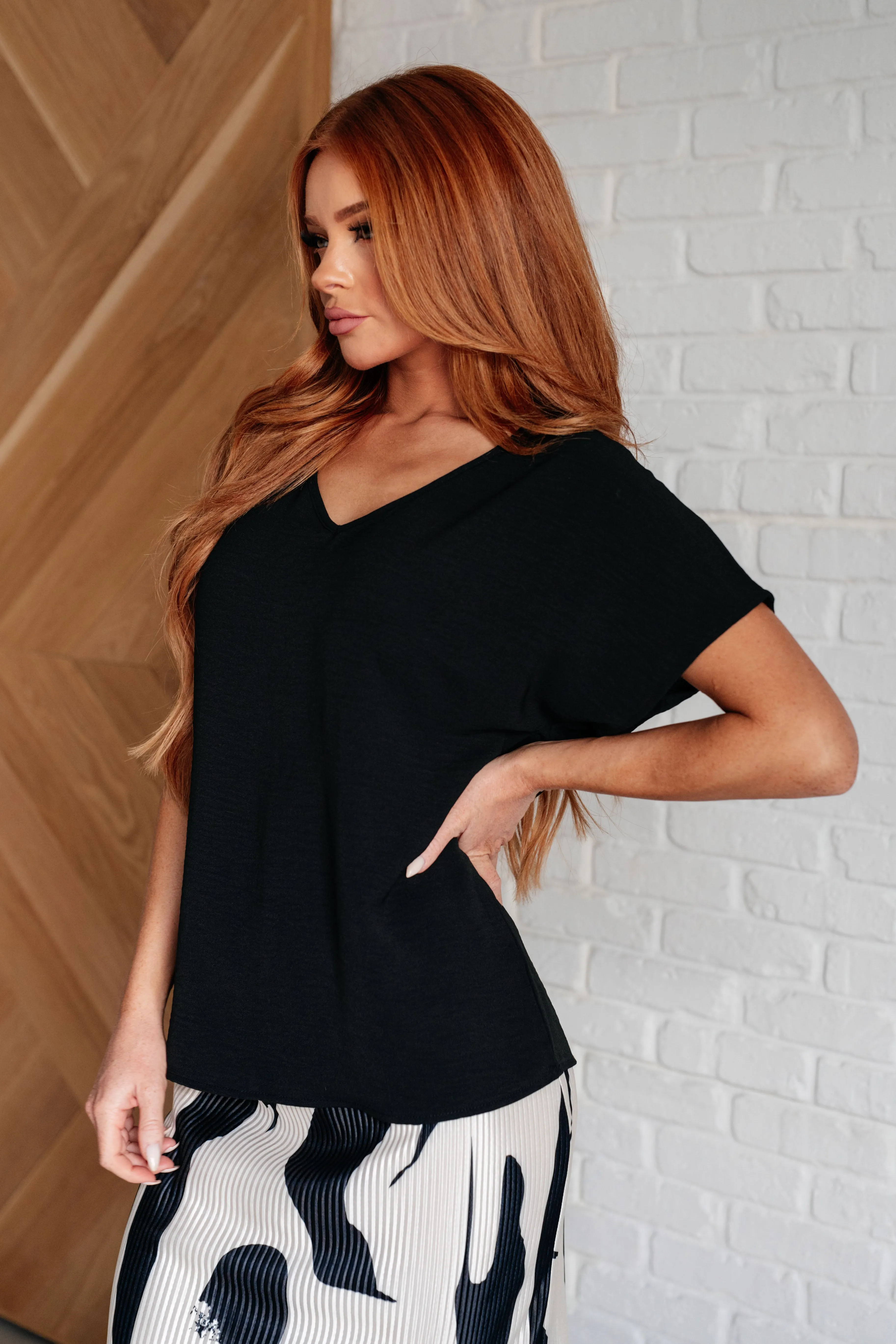 Everyday V-Neck Top in Black