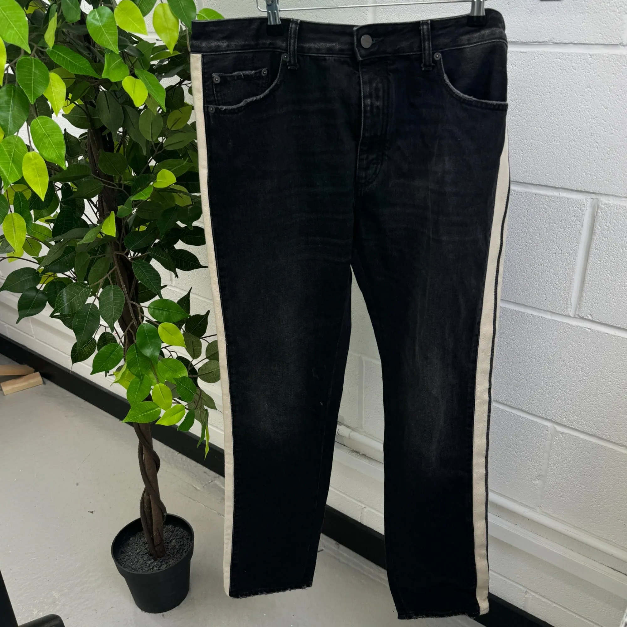 Men's Side Stripe Jeans Black Size Waist 36"