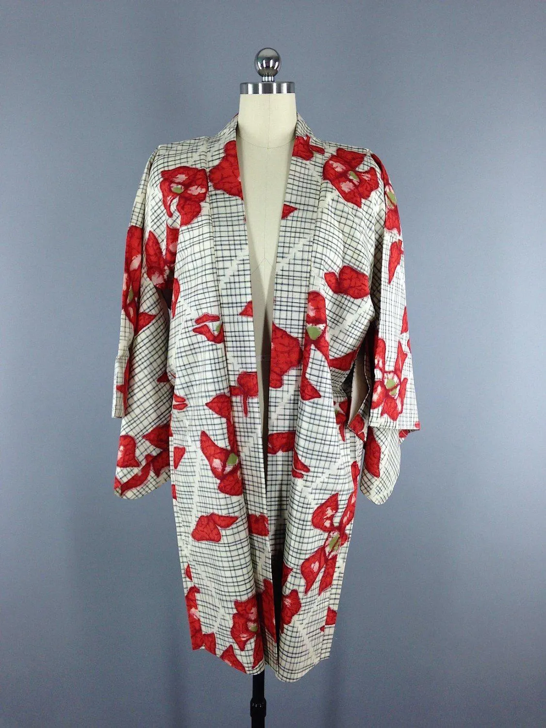 Vintage 1930s Silk Haori Kimono Cardigan / White Floral Ikat