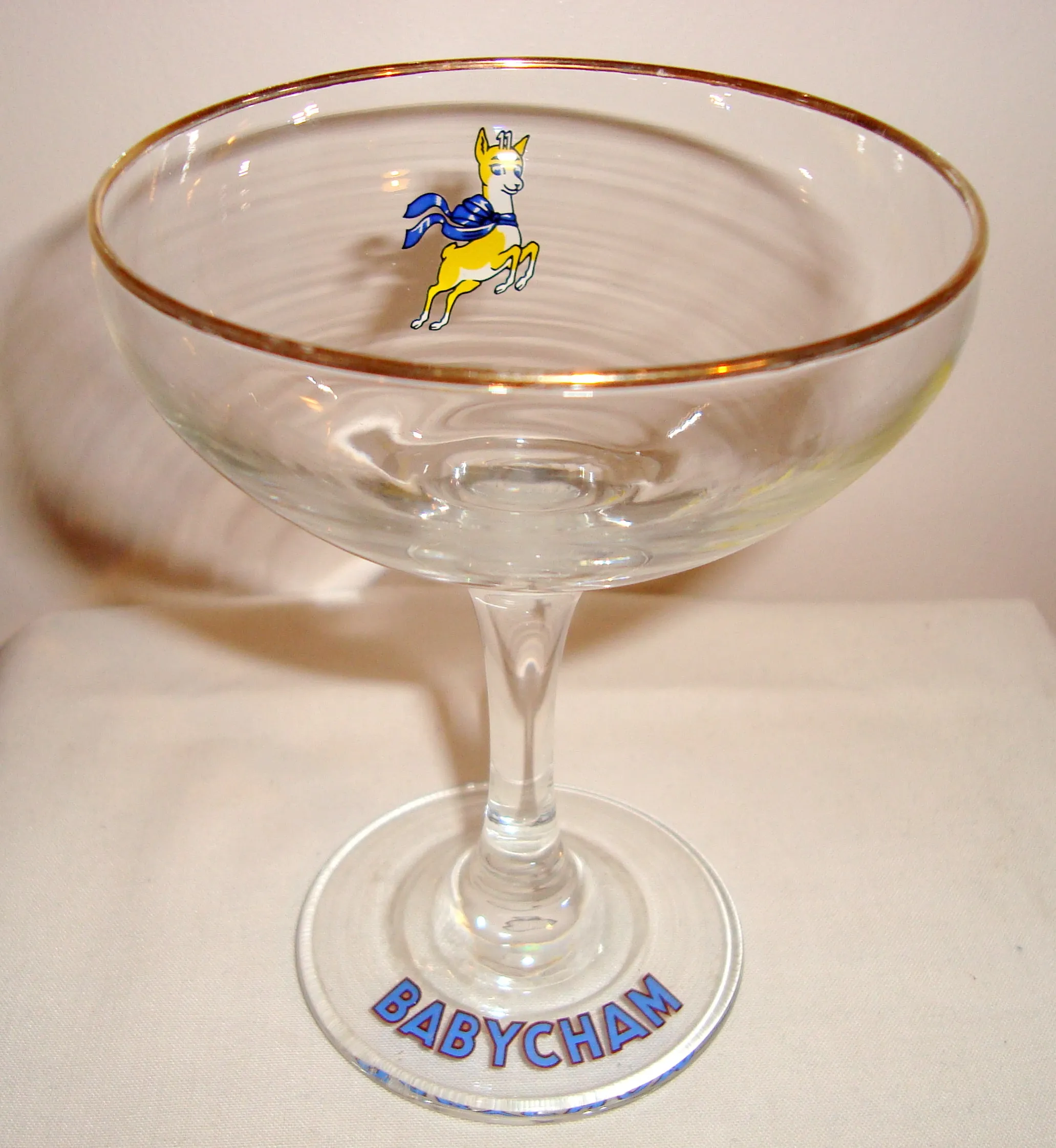 Vintage 1970s Babycham Glass Prancing Deer Logo