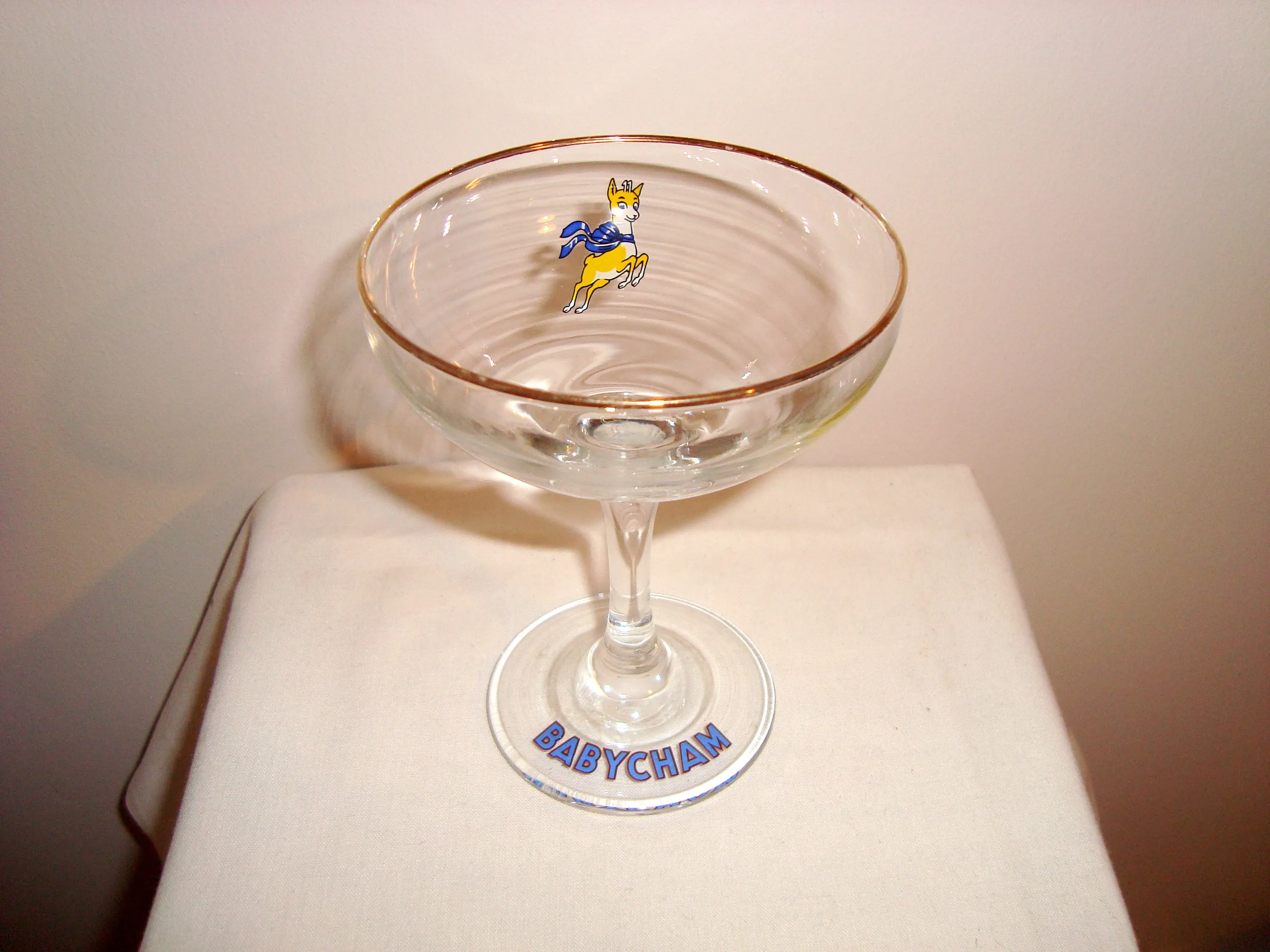 Vintage 1970s Babycham Glass Prancing Deer Logo