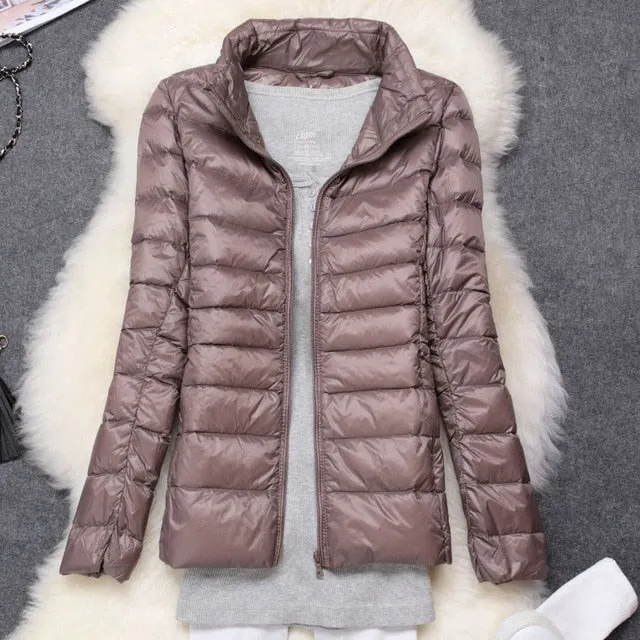 Winter Women Ultralight Thin Down Jacket White Duck Down Hooded Jackets Long Sleeve Warm Parka Portable Outwear