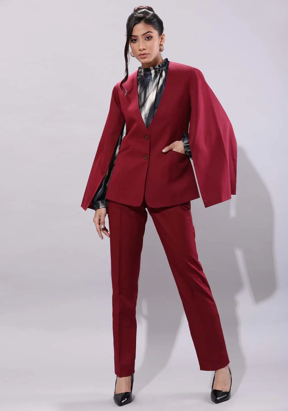 Women's Entrepower Cape Business Suit