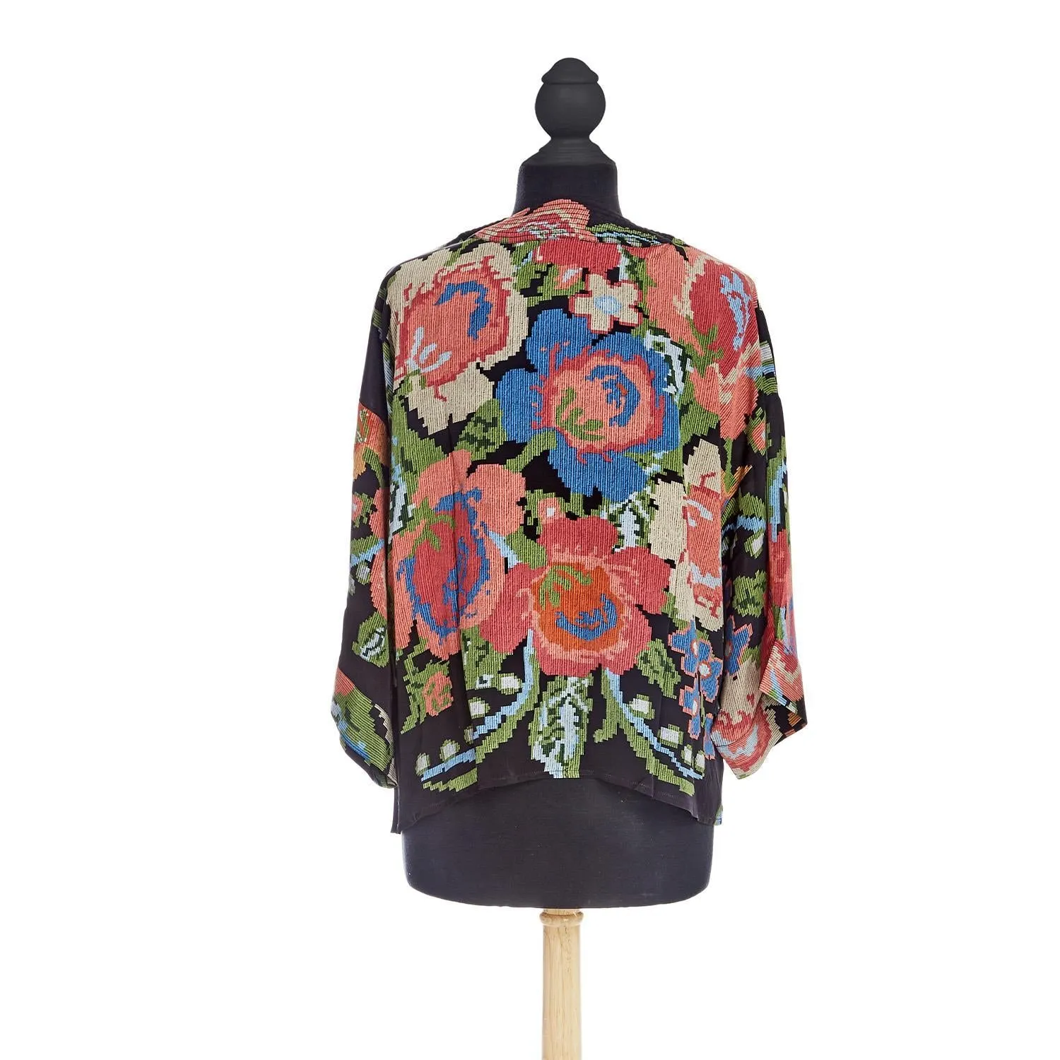 WOVEN FLOWER SHORT KIMONO